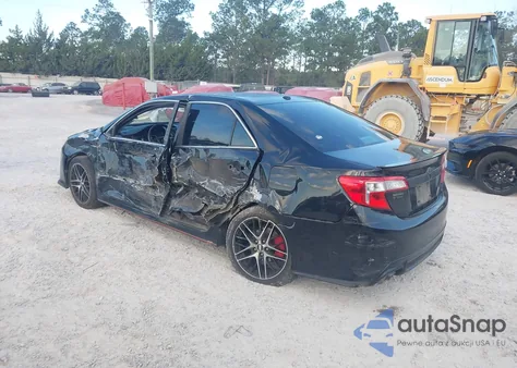 2014 Toyota Camry Se z USA, uszkodzony, nr VIN 4T1BF1FK9EU310021